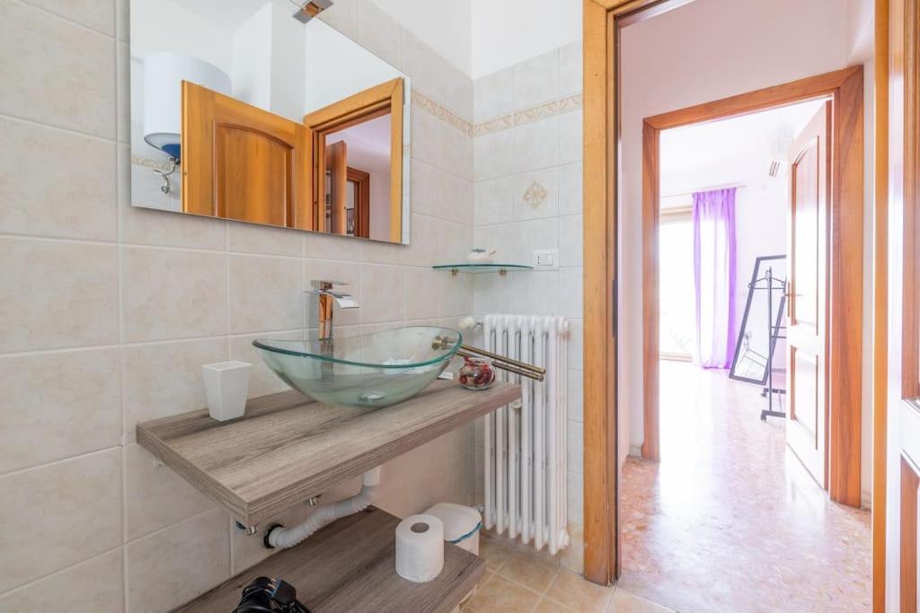 Ambra'S Bright Apartment Roma Esterno foto