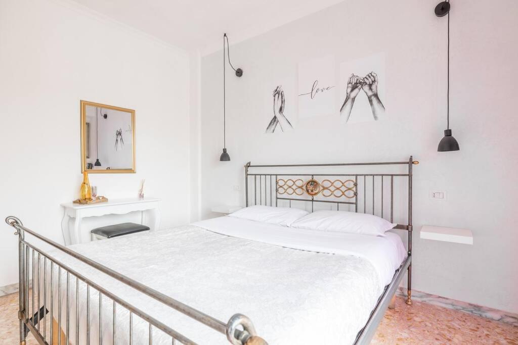 Ambra'S Bright Apartment Roma Esterno foto